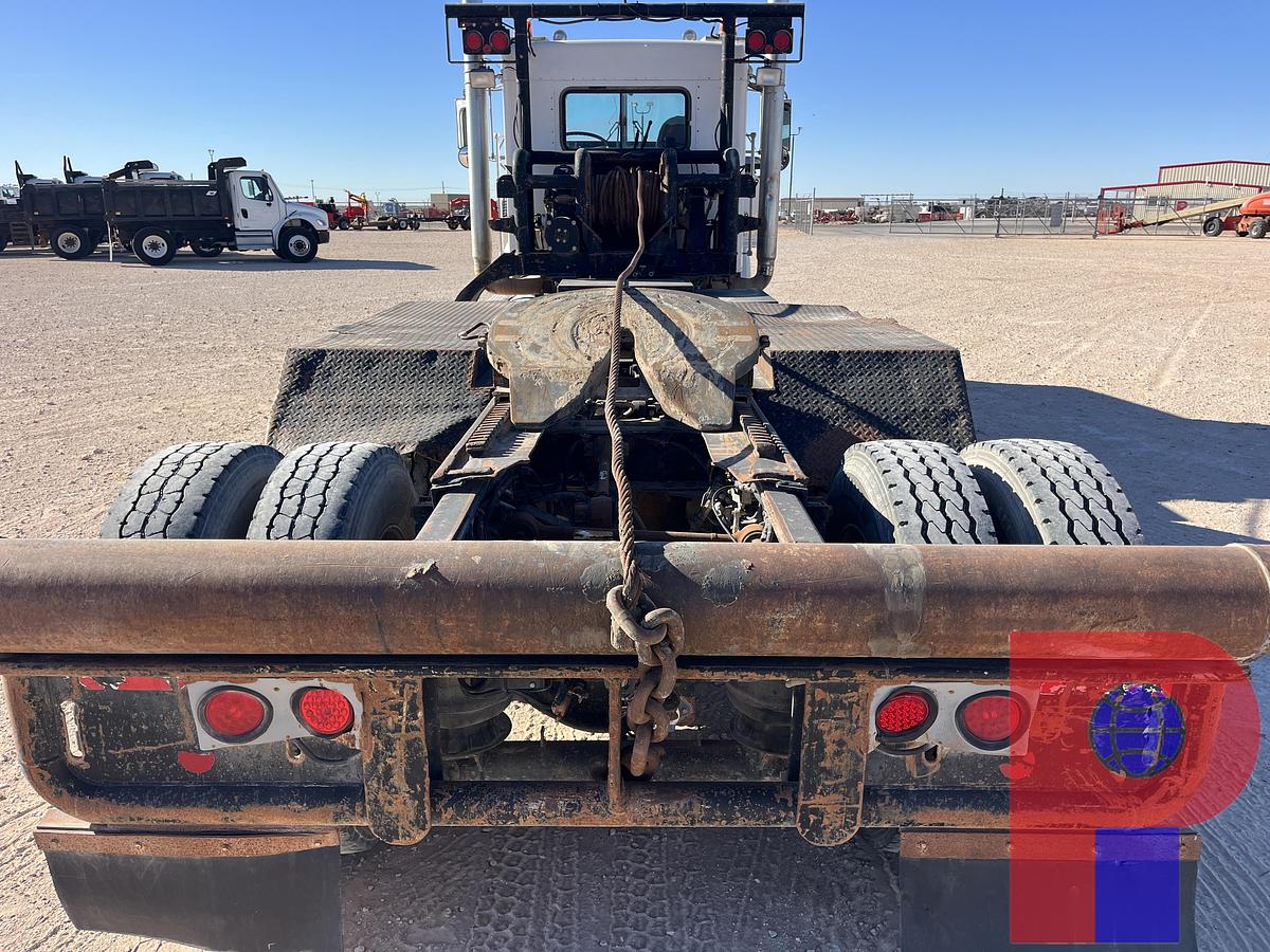 Used 1996 KENWORTH 3-AXLE DAYCAB WINCH TRUCK
