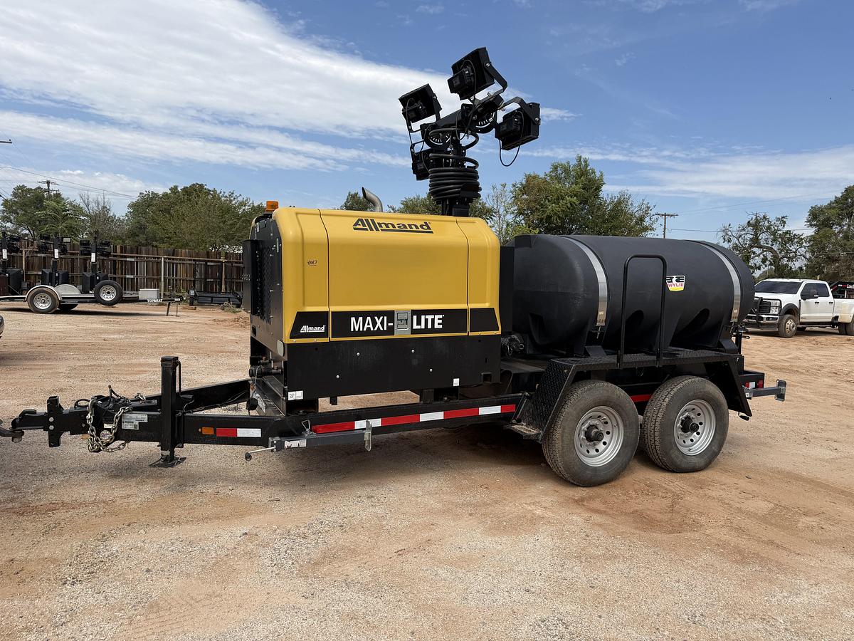Used 2024 Allmand Maxi-Lite LED Light Tower Combo Trailer