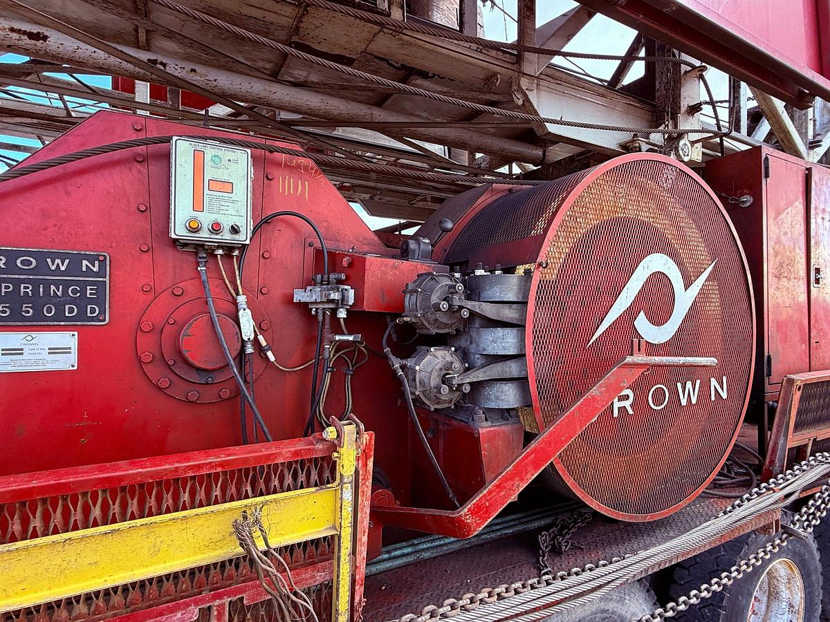 Used 2004 CROWN CE550 DD 104’-250K 5-AXLE WELL SEEVICE WORKOVER RIG