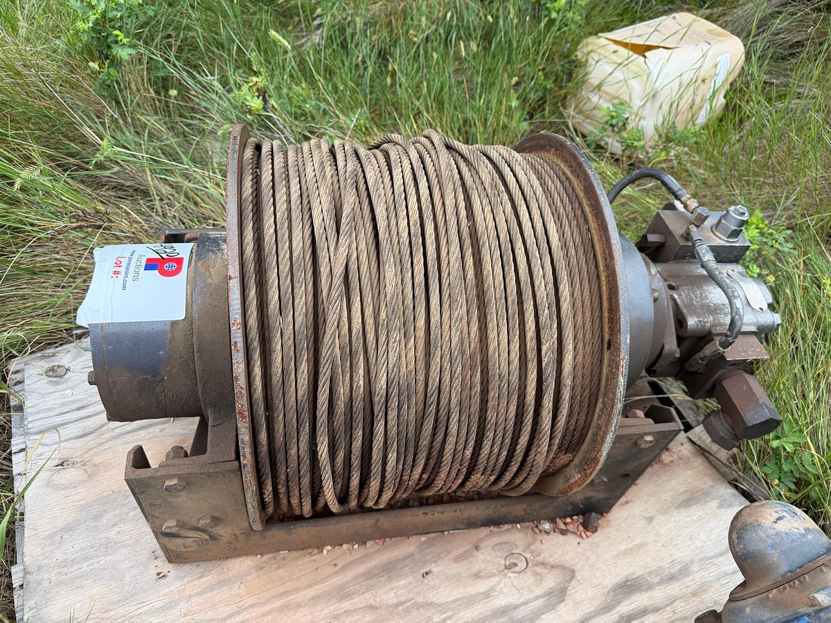 Used DP HYDRAULIC WINCH COMPLETE W/ HYD MOTOR