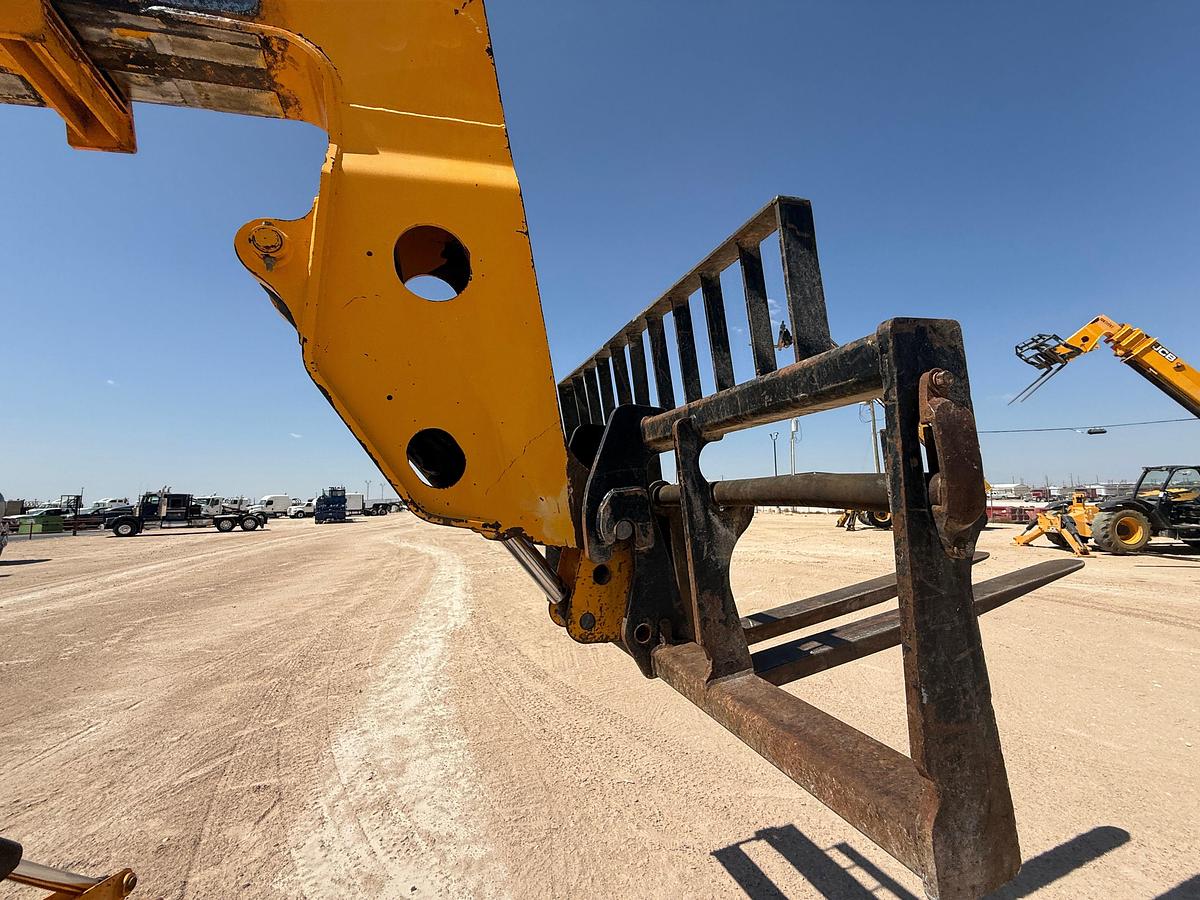 Used 2011 JCB 510-56 10,000lb telehandler forklift