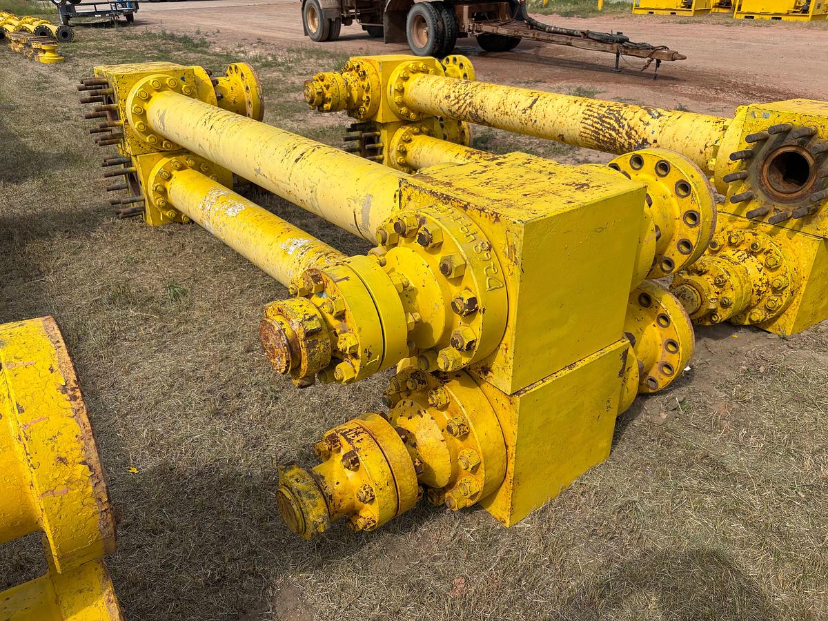 Used (2) 7-1/16” x 10’L spacer spools w/ (4) fluid crosses, (4) 20”l spools, & weco flanges