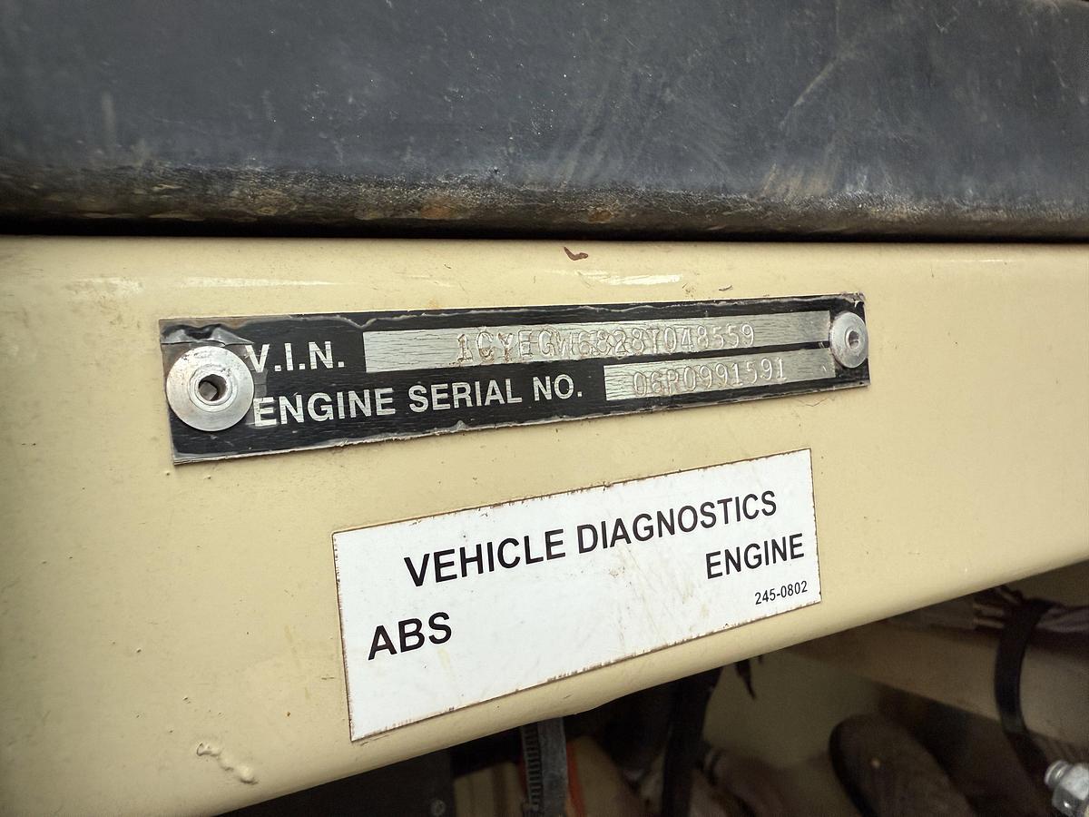 Used 2008 CRANE CARRIER 43’ X 102” 5-AXLE WS RIG CARRIER PARTS ONLY