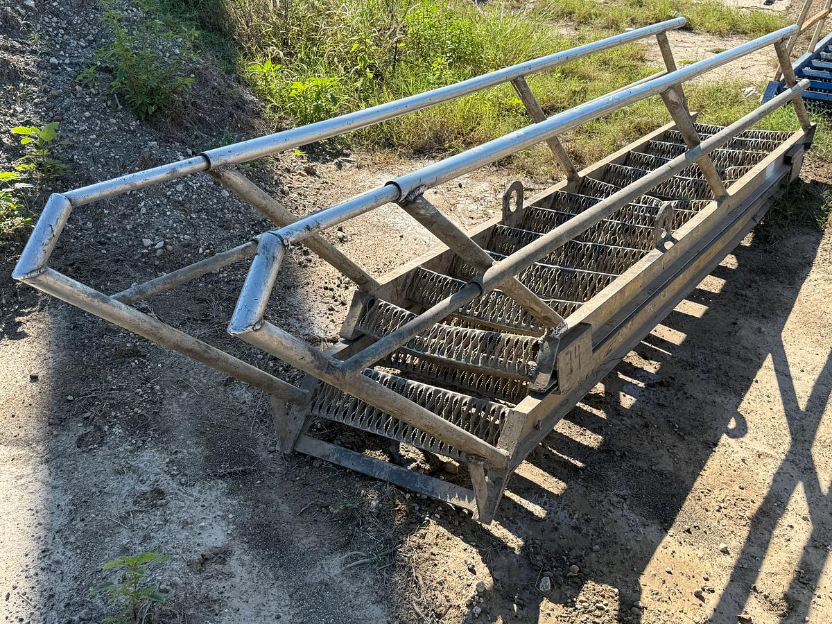 Used 23’ EXTENDABLE ALUMINUM RIG LADDER