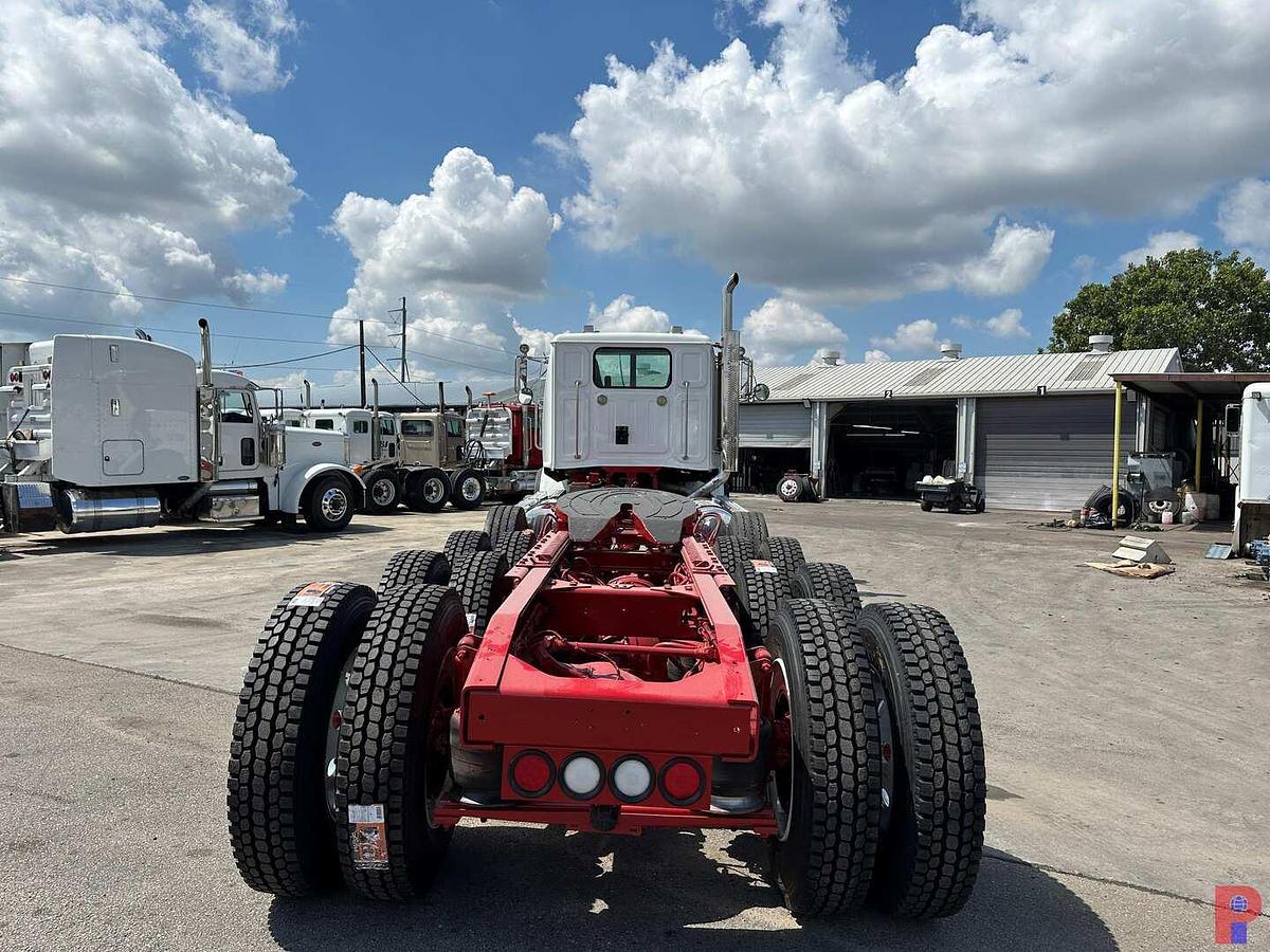 Used 2012 WESTERN STAR 4900 SA 4-AXLE TRI-DRIVE HEAVY HAUL TRUCK TRACTOR