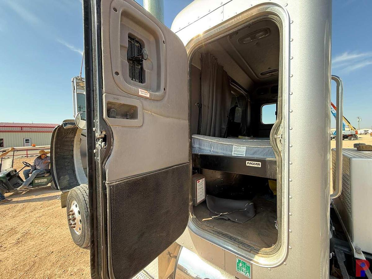 Used 2013 PETERBILT 388 TRI AXLE SLEEPER HAUL TRUCK