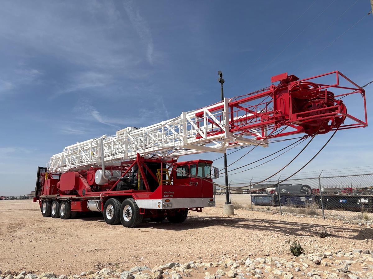 Used 2013 RIG WORKS MUSTANG 600HD DD 5-AXLE WELL SERVICE RIG