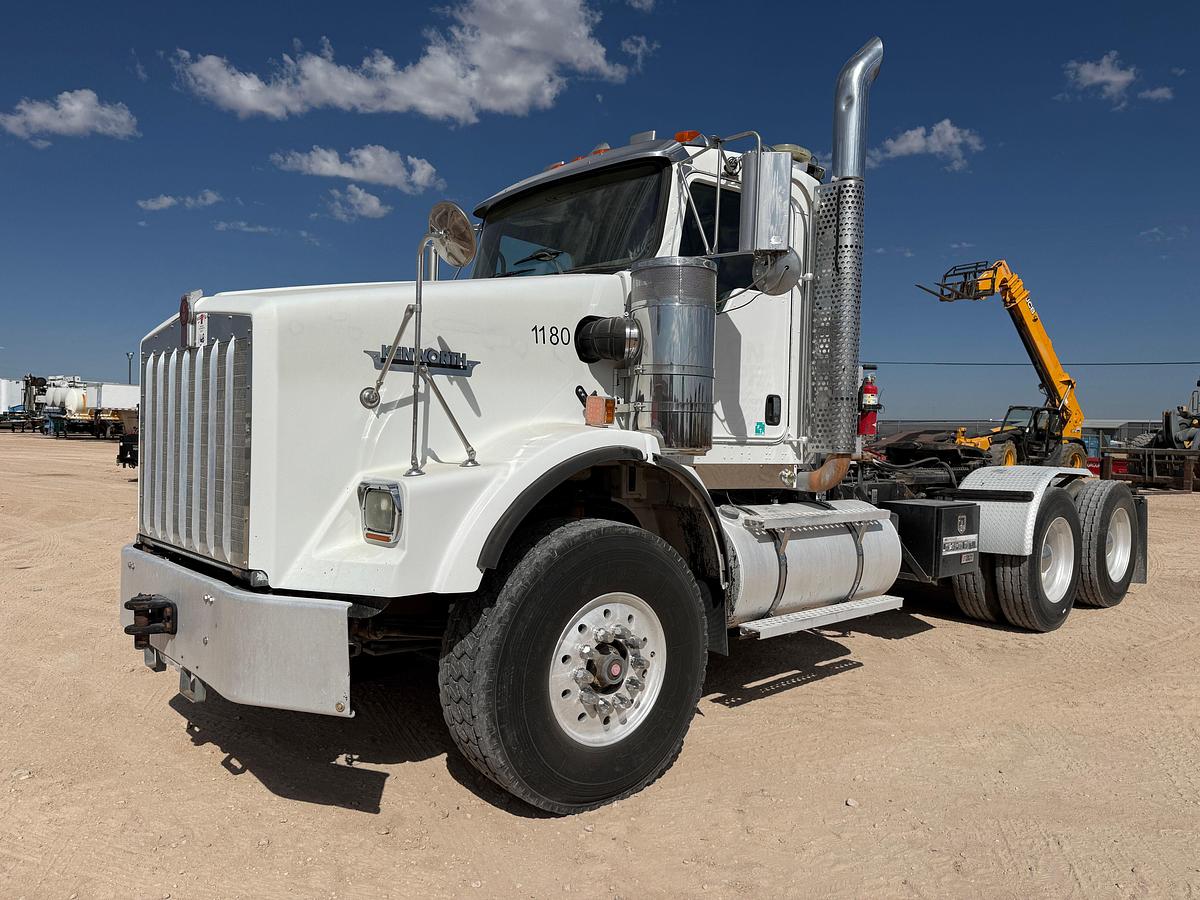 Used 2008 KENWORTH T800 T/A DAYCAB HAUL TRUCK