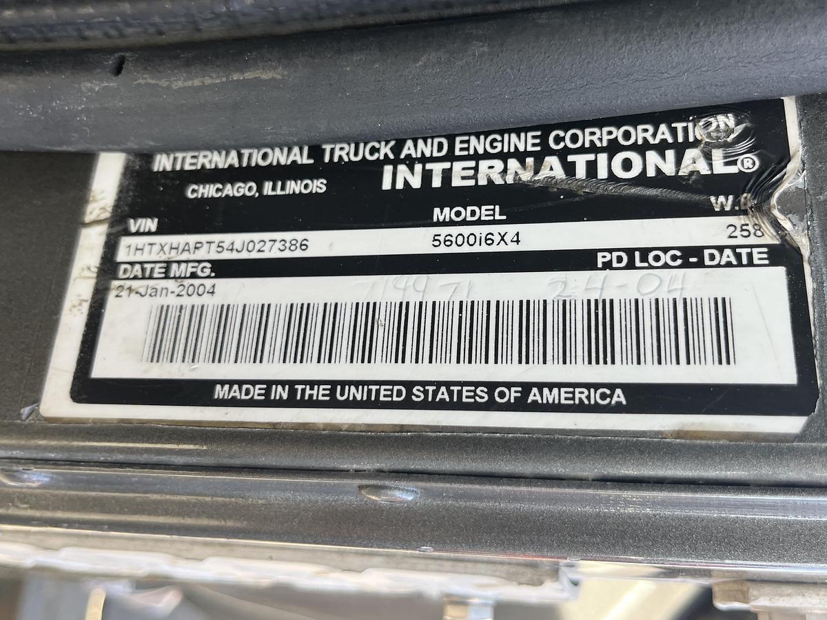 Used 2004 INTERNATIONAL  PAYSTAR 5600I TRI AXLE 660 CF CEMENT BULK TRUCK