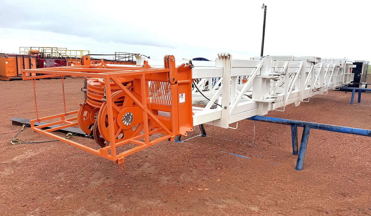 Used TAYLOR 104’- 250K LBS DERRICK (EXCELLENT)