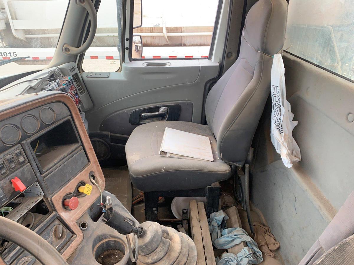 Used 2010 INTERNATIONAL PROSTAR  Day Cab Truck