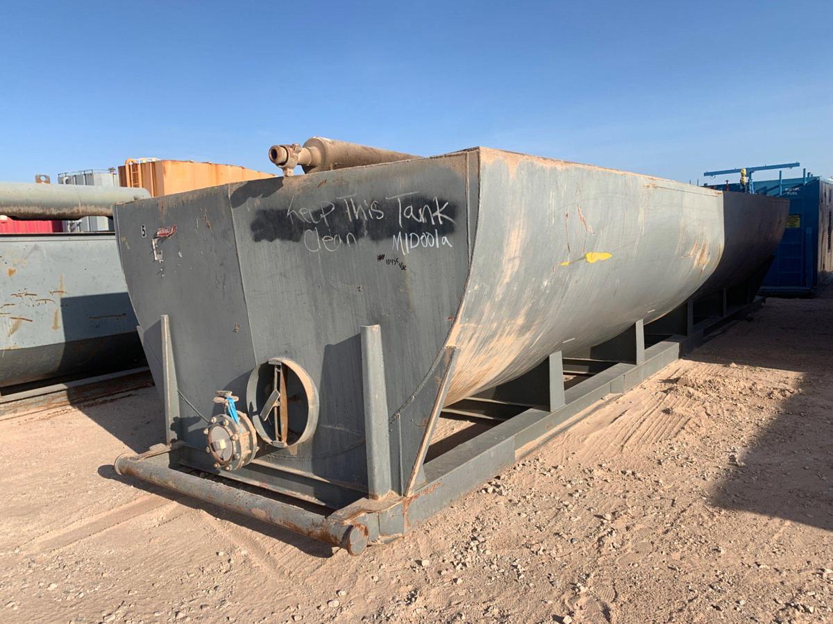 Used 40’ L x 10’W x 7’T 558bbl Round Bottom Open Top Tank