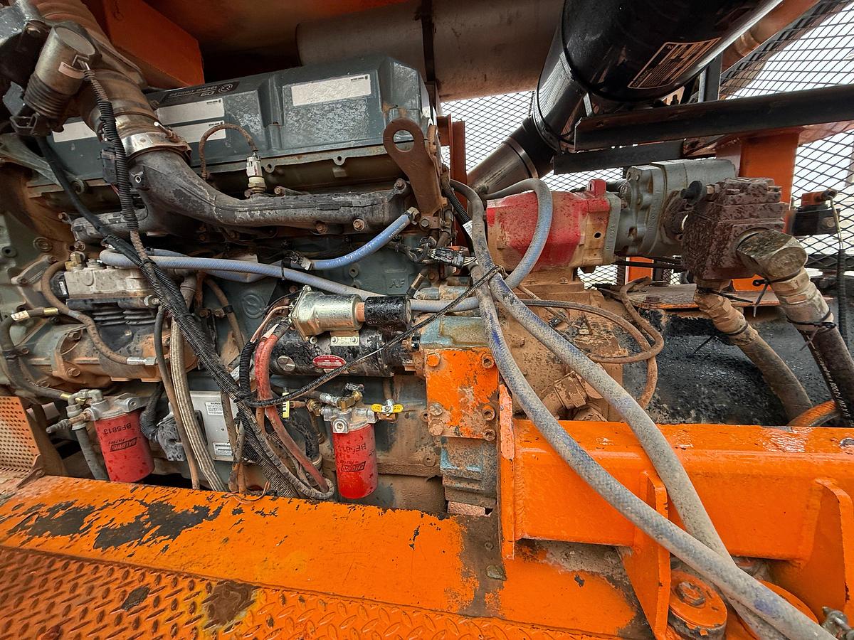 Used 2006 TAYLOR C500 DD 104'-250K 5-AXLE WELL SERVICE WORKOVER RIG
