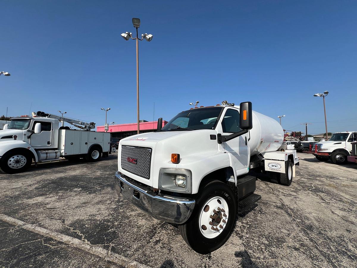 Used 2009 GMC C7500 2800 Gal. S/A Propane Truck