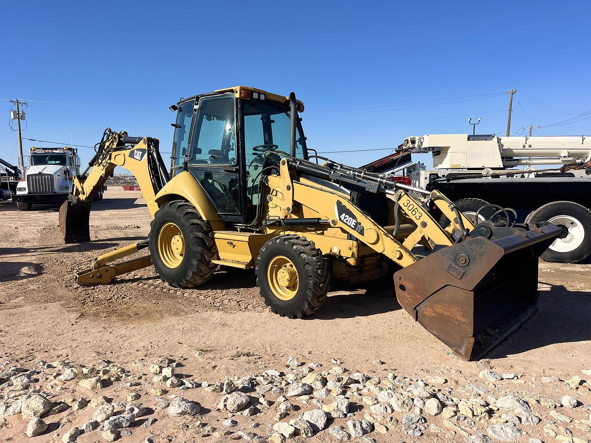 Used 2008 CATERPILLAR 420E EXTANDAHOE BACKHOE LOADER