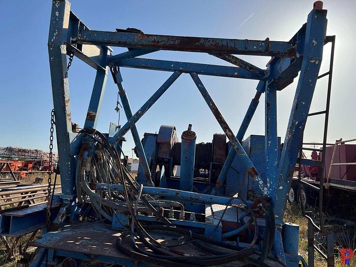 Used RMI WELL SERVICE RIG (PARTS RIG)