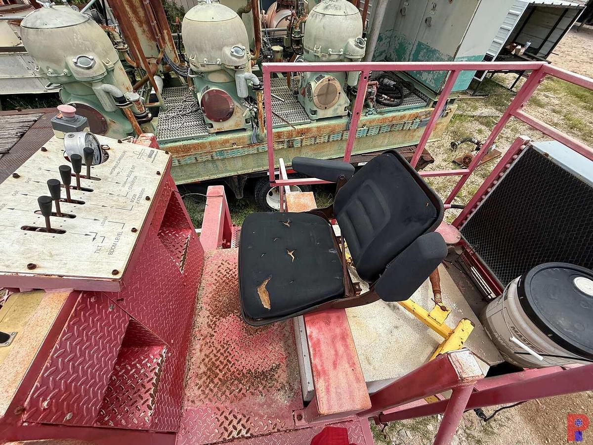 Used 2014 PIPEHANDLER 53’ T/A DIESEL POWERED HYDRAULIC PIPE HANDLER TRAILER