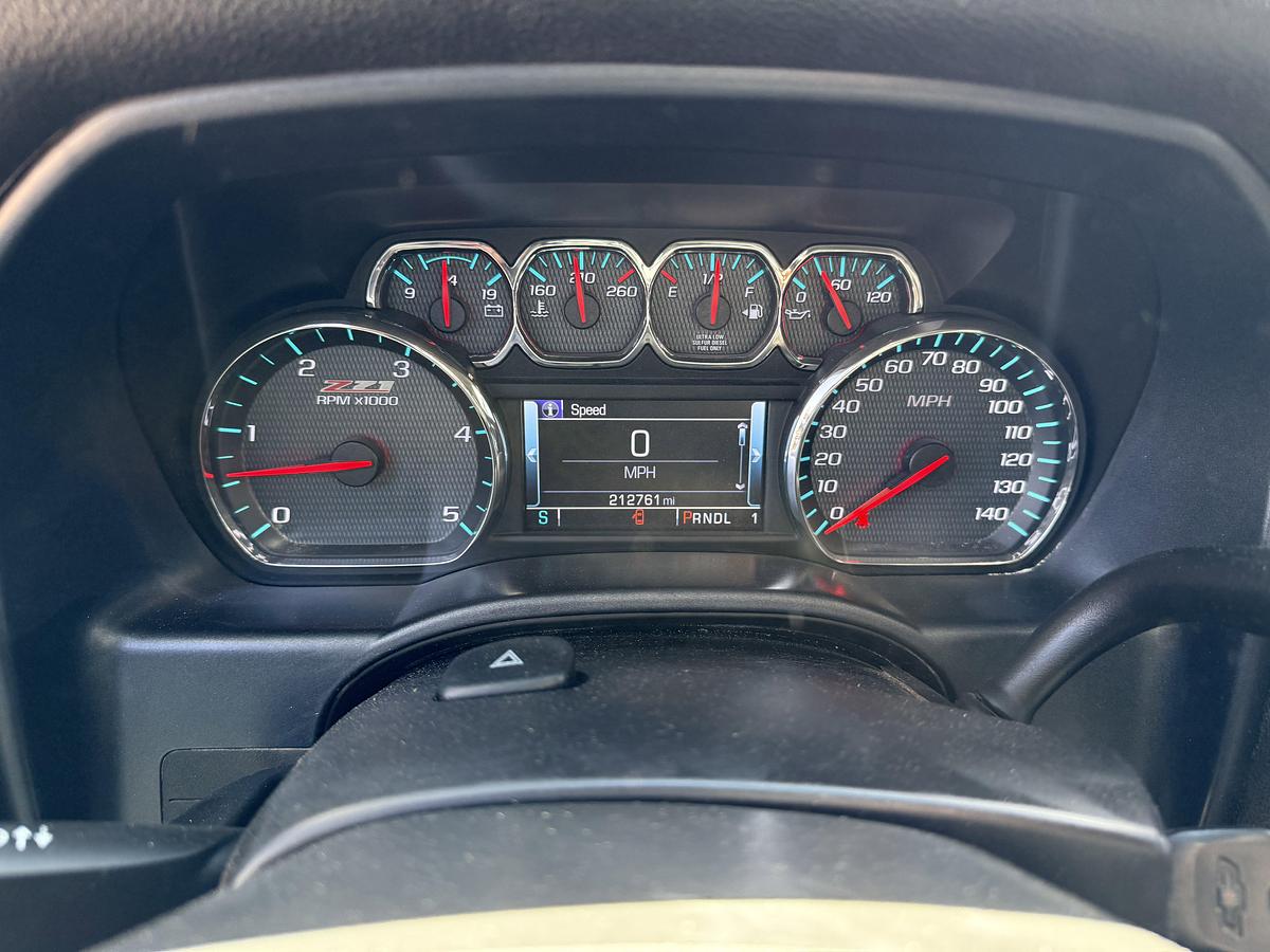 Used 2017 CHEVROLET  SILVERADO 2500HD Z71 4WD CREW CAB PICKUP TRUCK