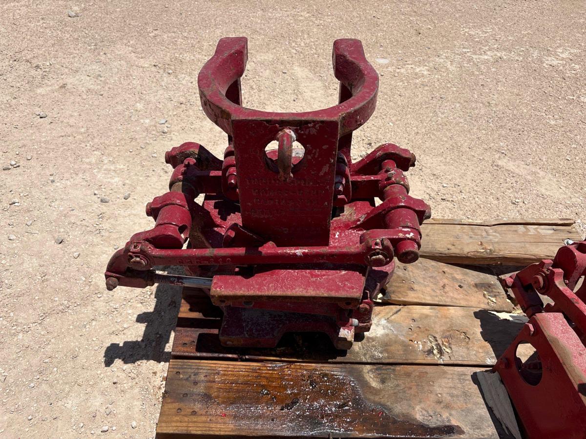Used Cavins model CS-C-HD 125 ton pneumatic tubing spider
