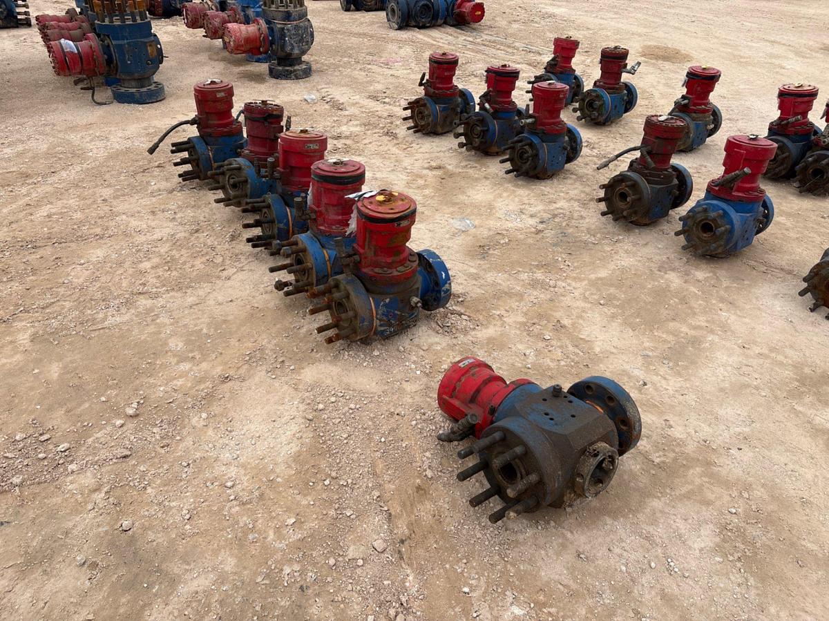 Used (6x$) (6) 2-1/2” 15K hydraulic ball valves