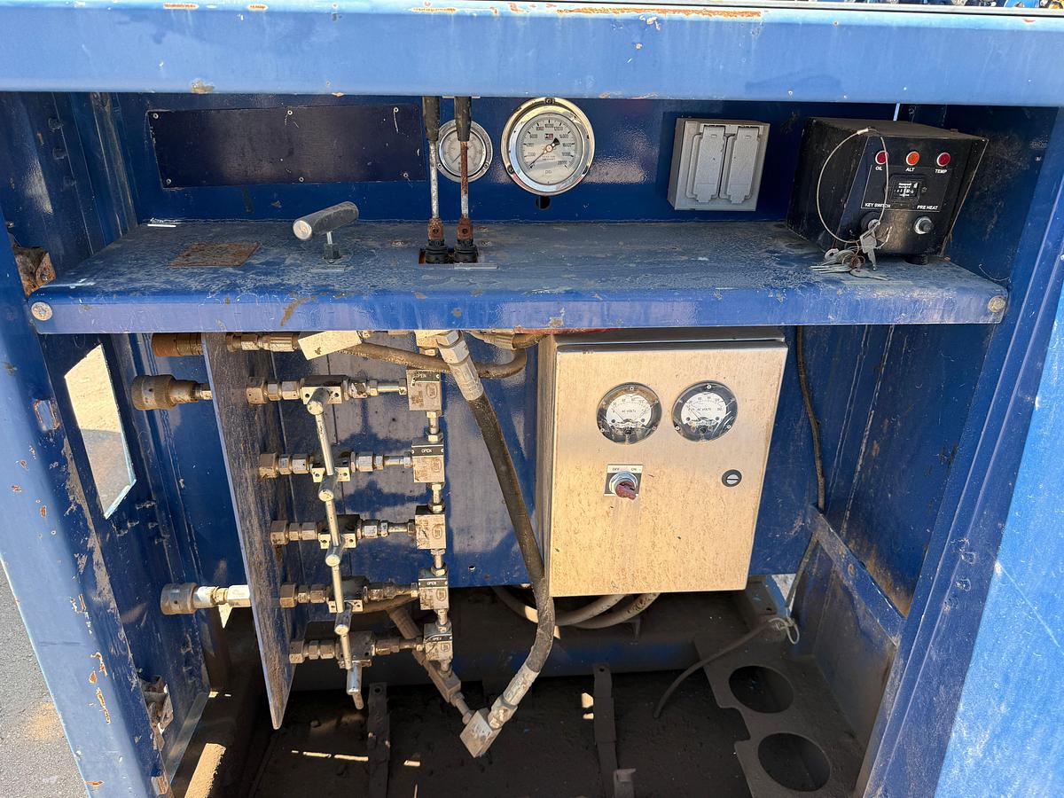 Used SELF CONTAINED 20K WP GREASE INJECTION UNIT COMBO P/B 8.4-KW ISUZU DIESEL GENERATOR