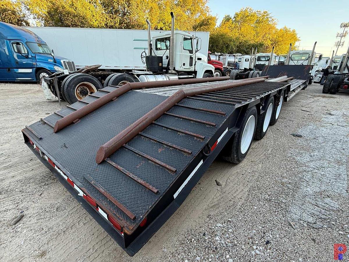 Used 2014 VIKING 53’ X 102” TRI AXLE 40 TON EQUIPMENT LOWBOY