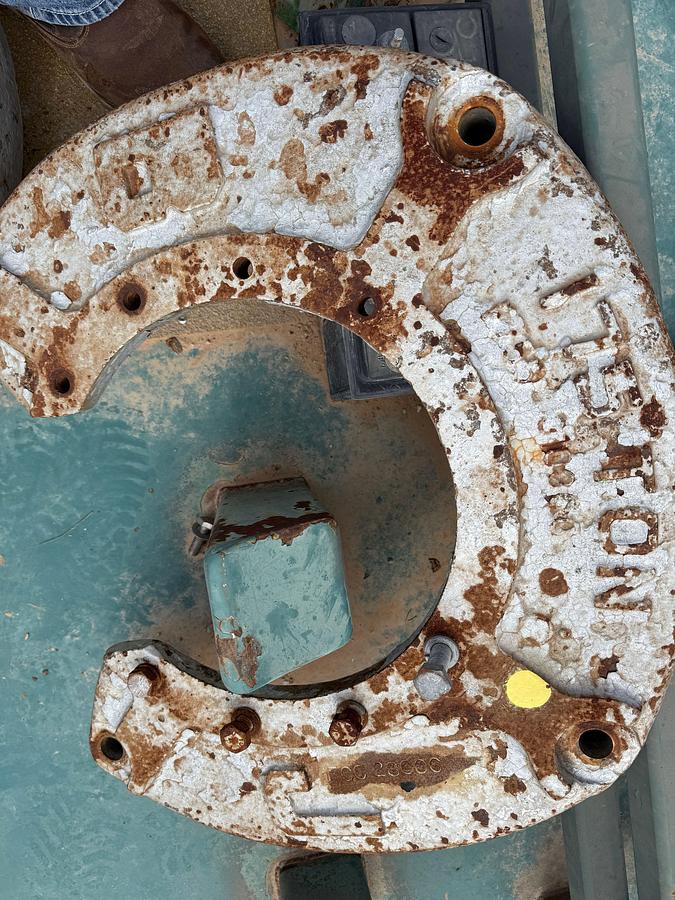 Used LOT OF BJ (1) 175 & (3) 350-TON SPIDER SLIP ELEVATOR TOP GUIDE PLATES