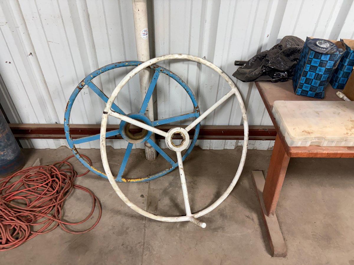 Used 4’ x 2’ x 2’ desk w/ valve handles, ring gaskets, cutting wheels, etc.