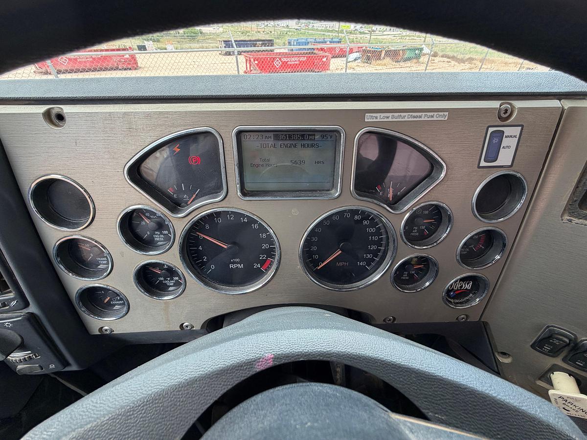 Used 2011 MACK GRANITE T/A DAYCAB HOT OIL TRUCK