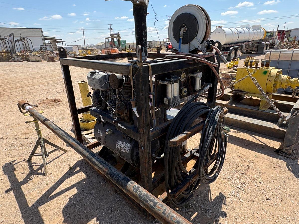Used Bearing service & supply 5’ x 3.5’ pneumatic grease injection skid w/ lubricator