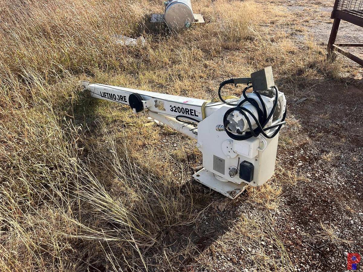 Used LIFTMOORE 3200REL ELEC./HYDRAULIC SERVICE TRUCK CRANE W/ CONTROLLER