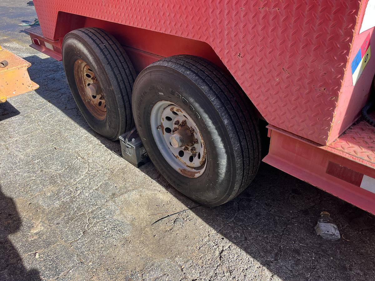 Used 2010 VENTURETECH XK-90 POWER SWIVEL MTD. T/A GOOSENECK TRAILER