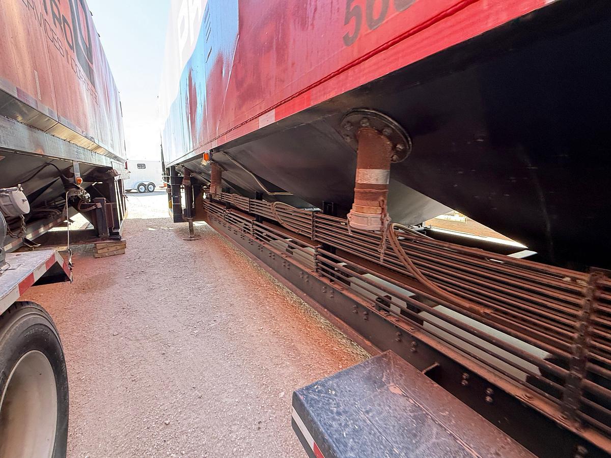 Used 2015 KEYSTONE MSB-2700 T/A 5-COMPARTMENT SAND KING TRAILER