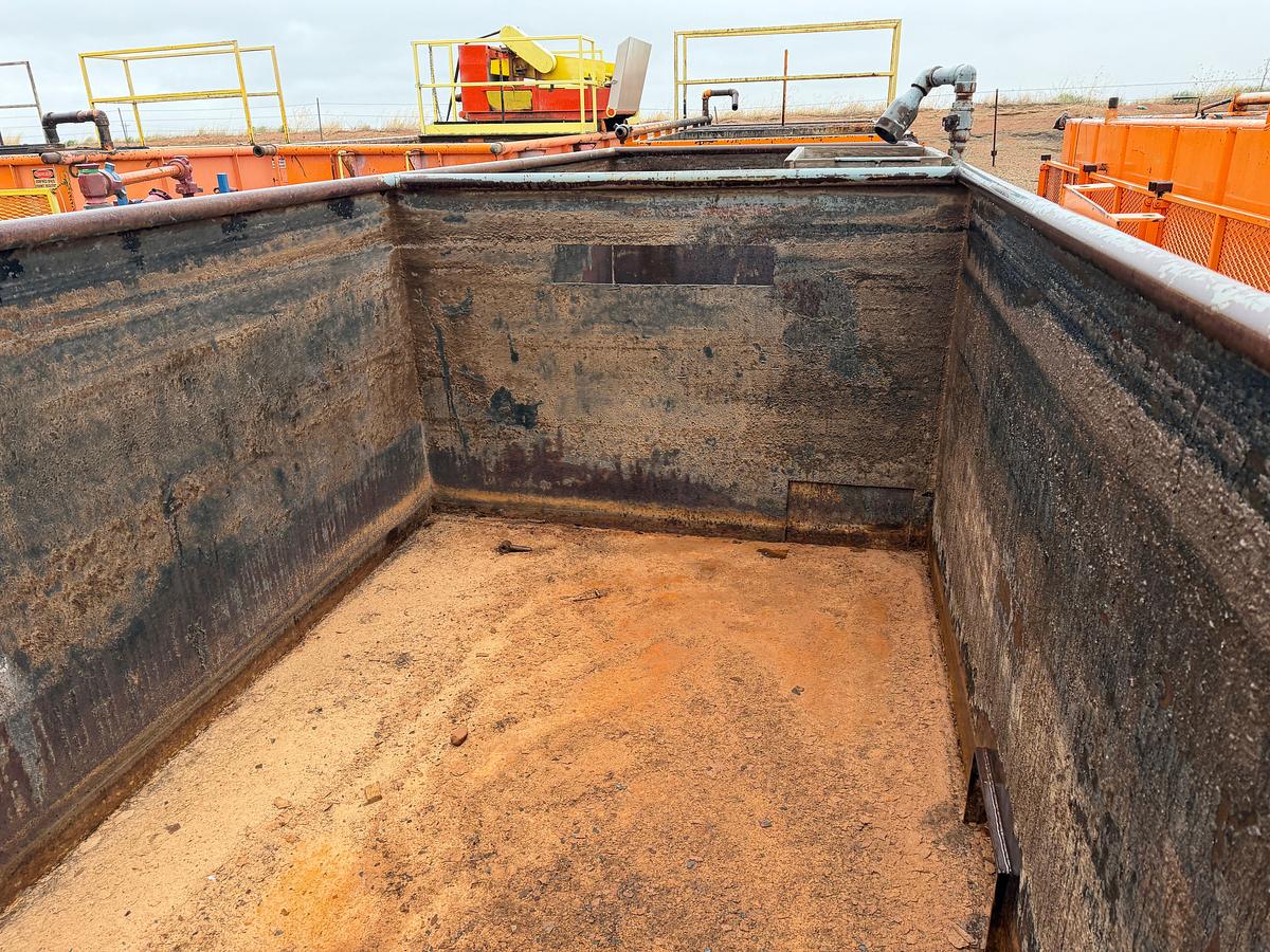 Used 2 Comp. Reverse pit