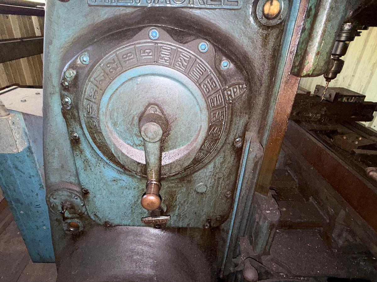 Used MILWAUKEE MODEL K MILLING MACHINE