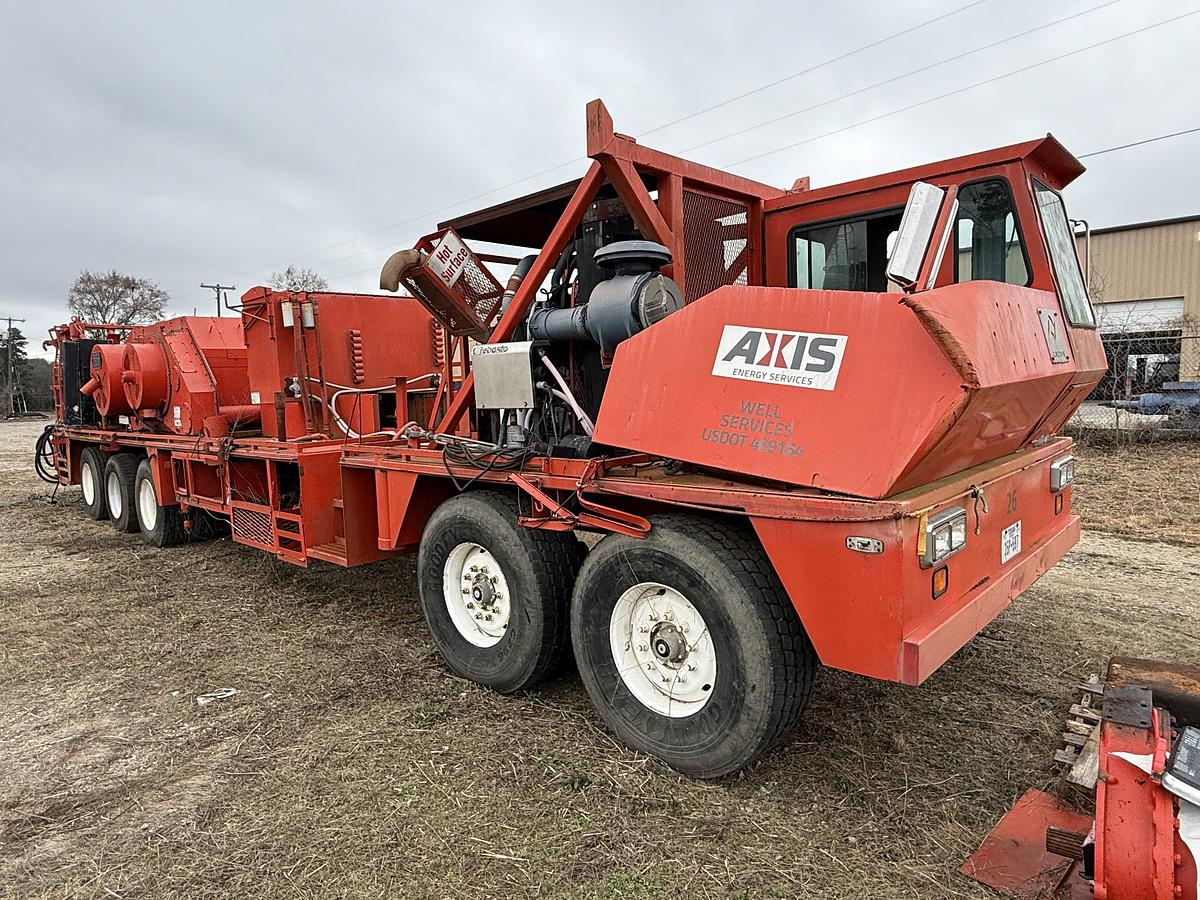 Used 2008 CROWN CE600 DD 5-AXLE WELL SERVICE WORKOVER RIG FOR PARTS