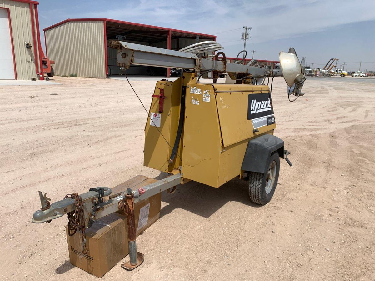 Used Allmand Night-Lite Pro Bumper Pull Light Tower