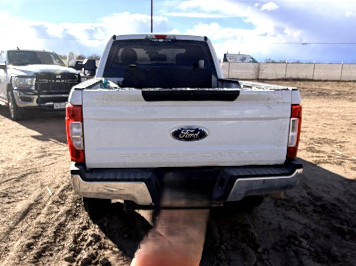 Used 2019 FORD F-250 XL FX4 6.7L 4WD CREW CAB PICKUP TRUCK