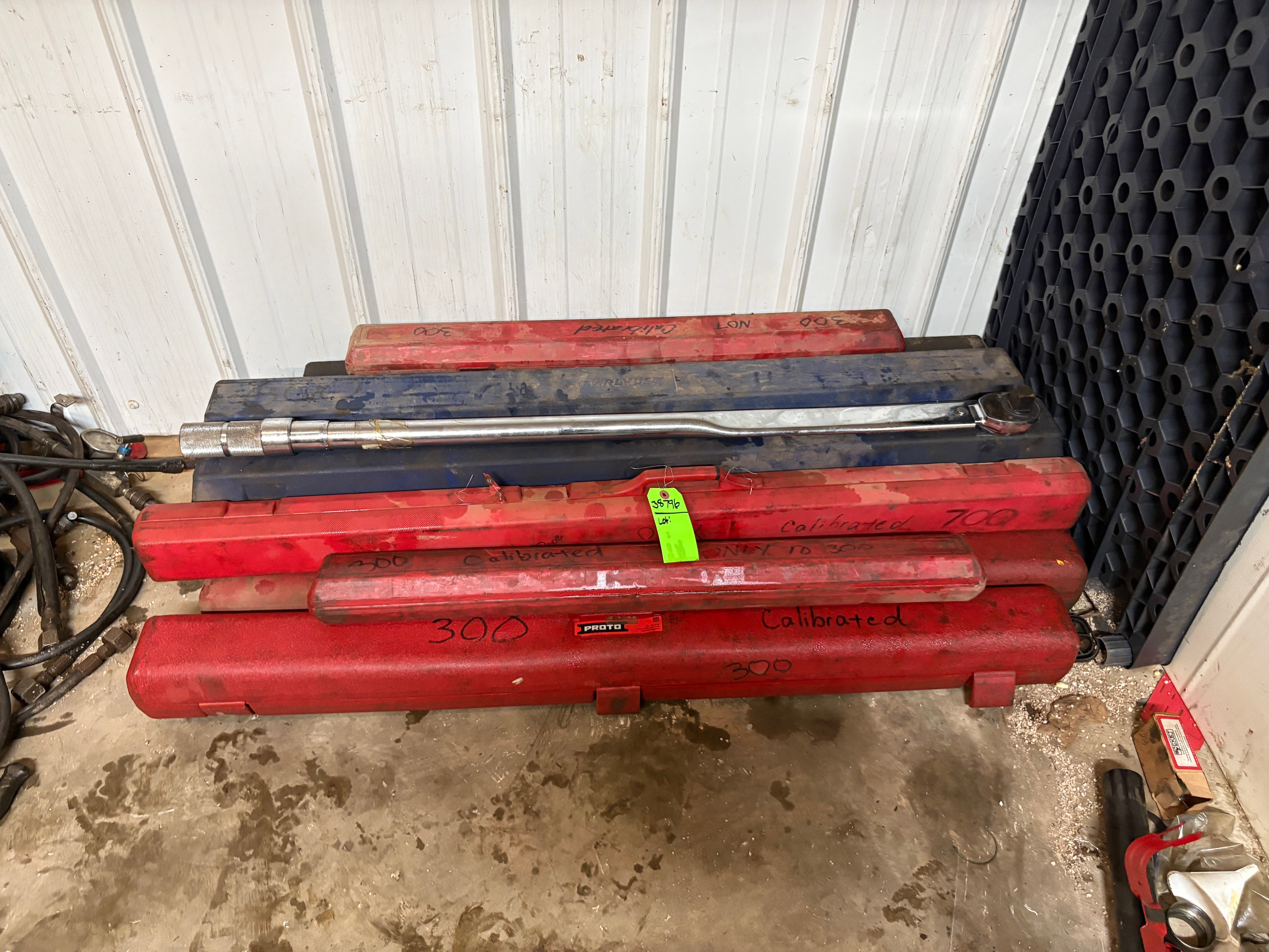 Used (12) assorted Carlyle & Proto torque wrenches