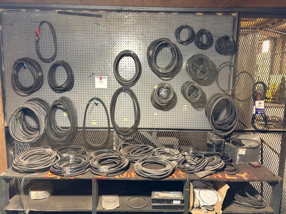 Used Wall & table of assorted size rubber o-rings & seals