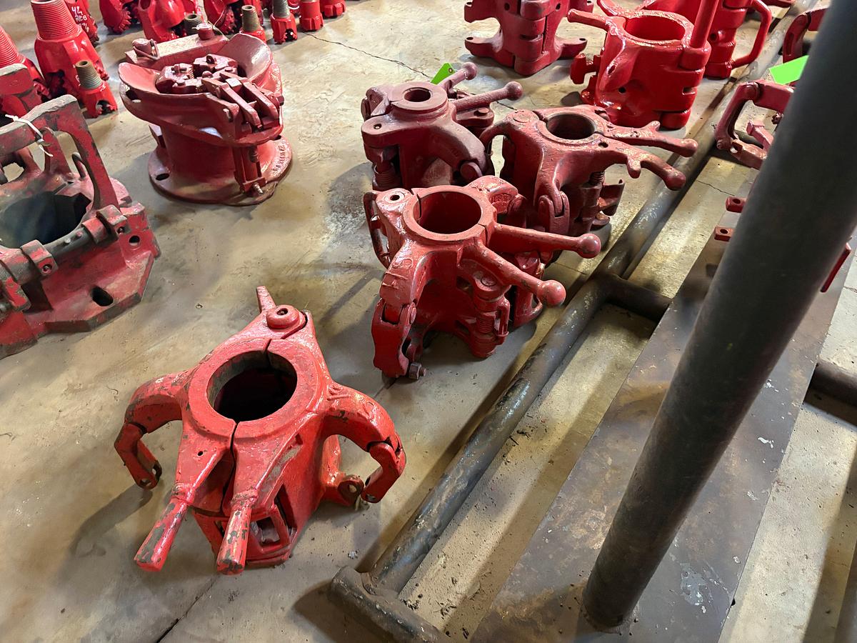 Used (4x$) BJ & WW 100 ton elevators