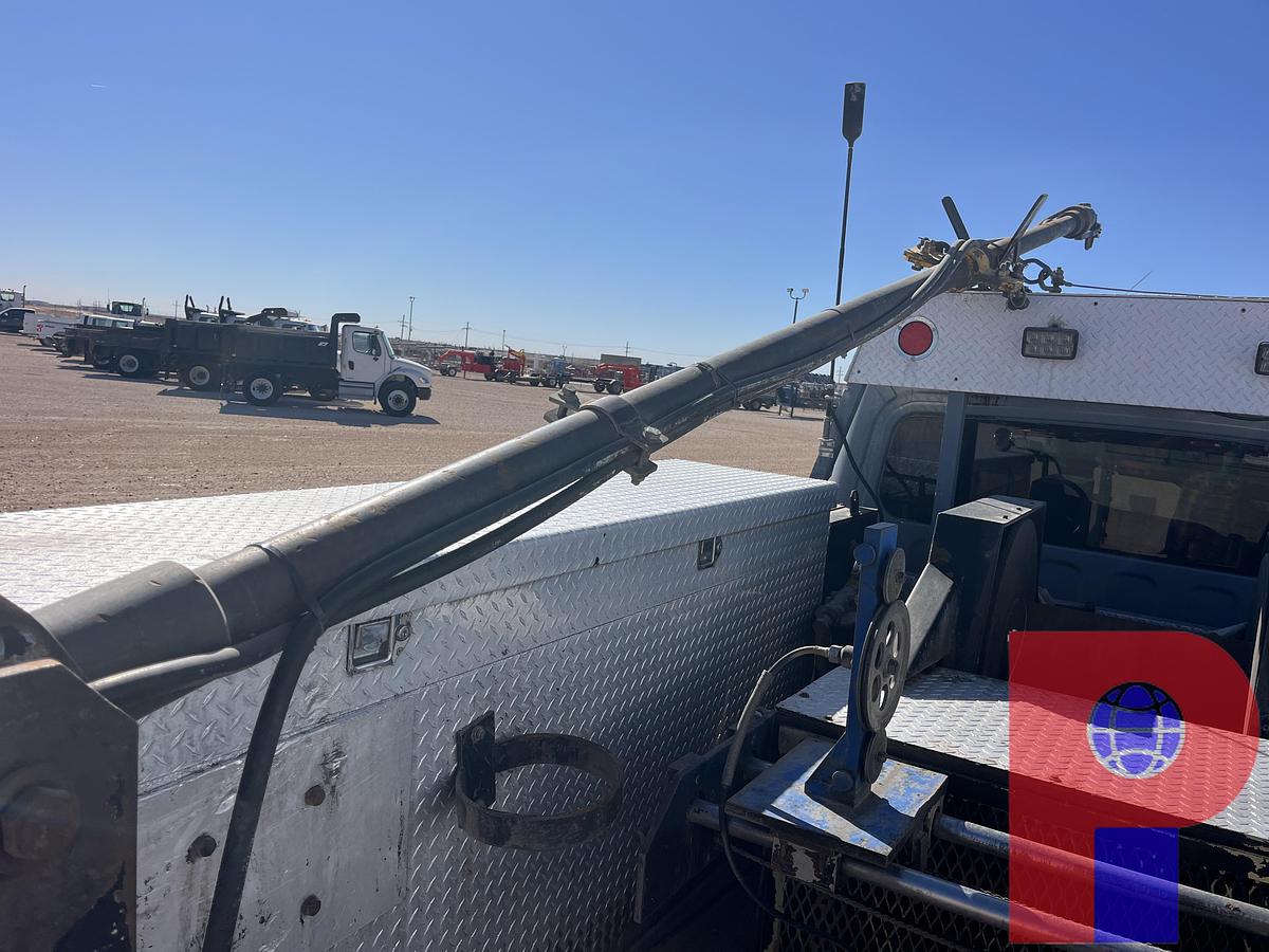 Used 2015 FREIGHTLINER M2 106 S/A CREW CAB SLICK LINE TRUCK