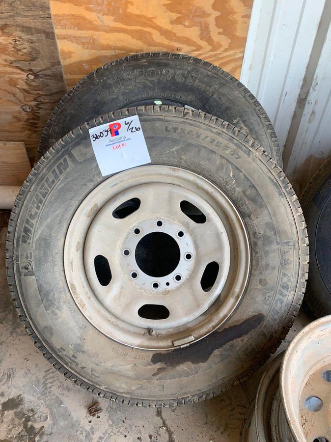 Used 6 Tires and 4 Rims