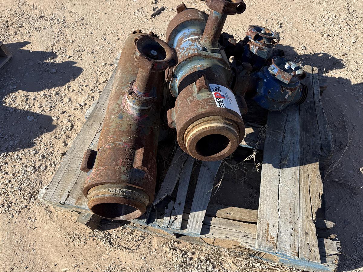 Used (2) MULTI-SIZE SINGLE PLUG CEMENT HEADS