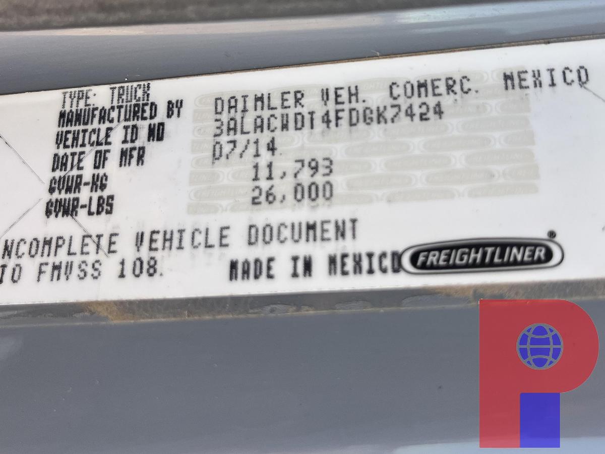 Used 2015 FREIGHTLINER M2 106 S/A CREW CAB SLICK LINE TRUCK