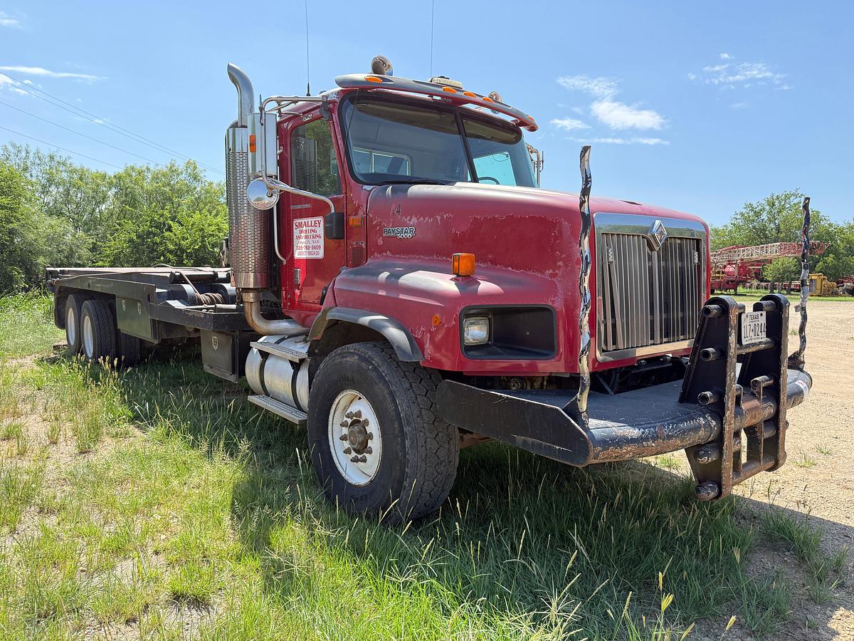 Used 2007 INTERNATIONAL PAYSTAR 5600I T/A 50-TON WINCH BED TRUCK