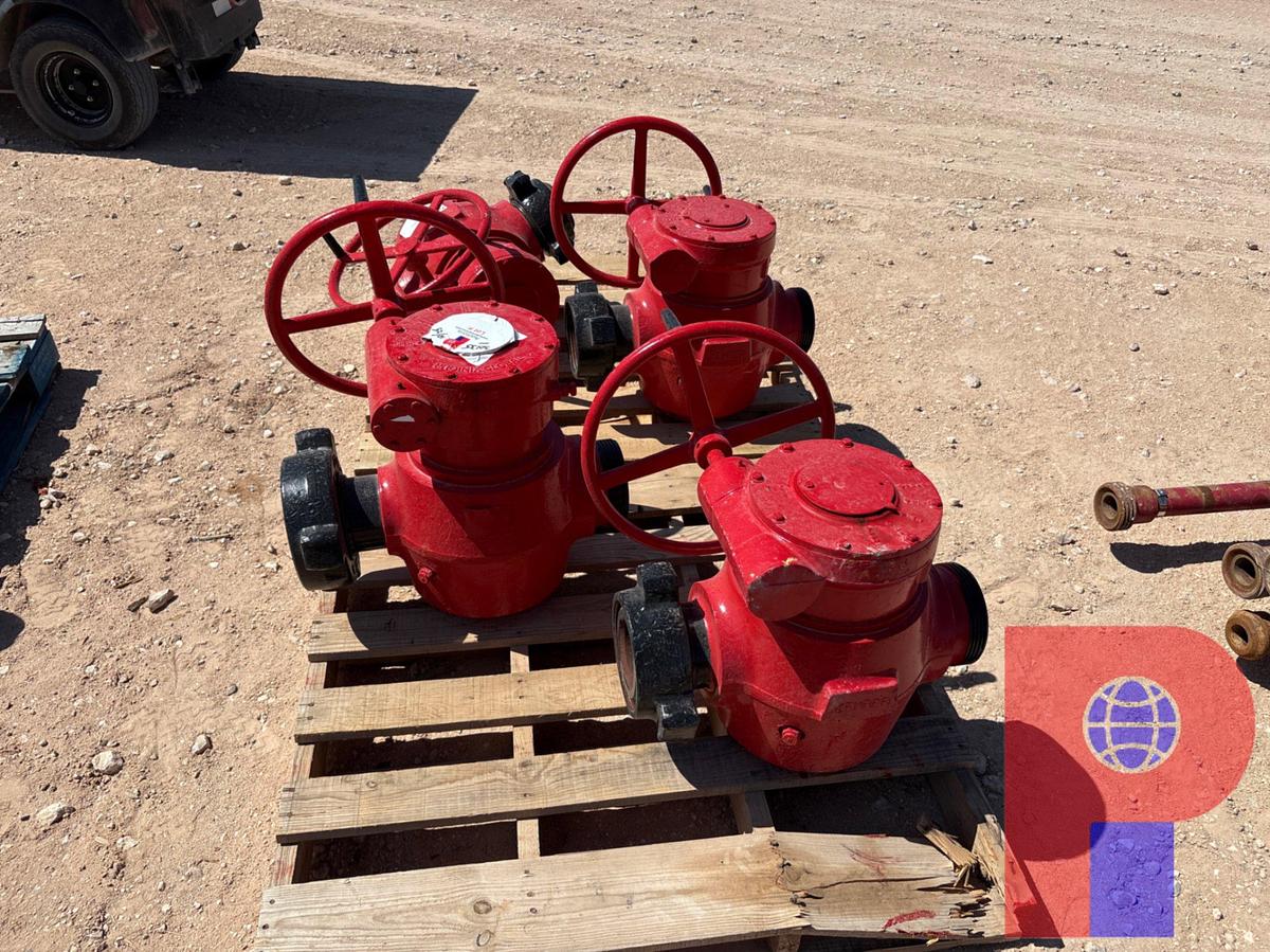 Used (4X$) (4) KEMPER 4” FIG 1002 PLUG VALVES