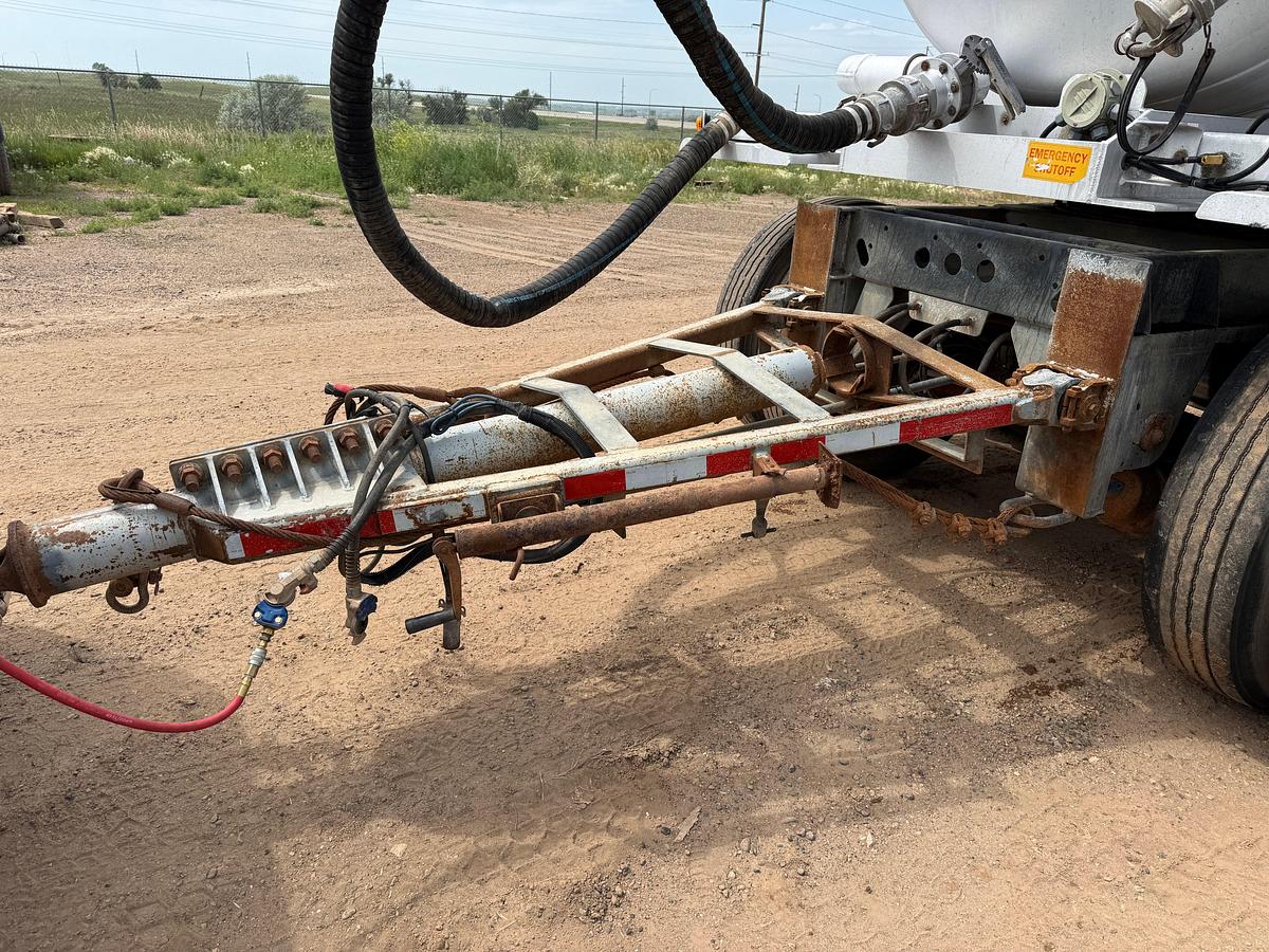 Used 2014 STEPHENS 6,800 GALLON DOT-407 4-AXLE PUP TRAILER