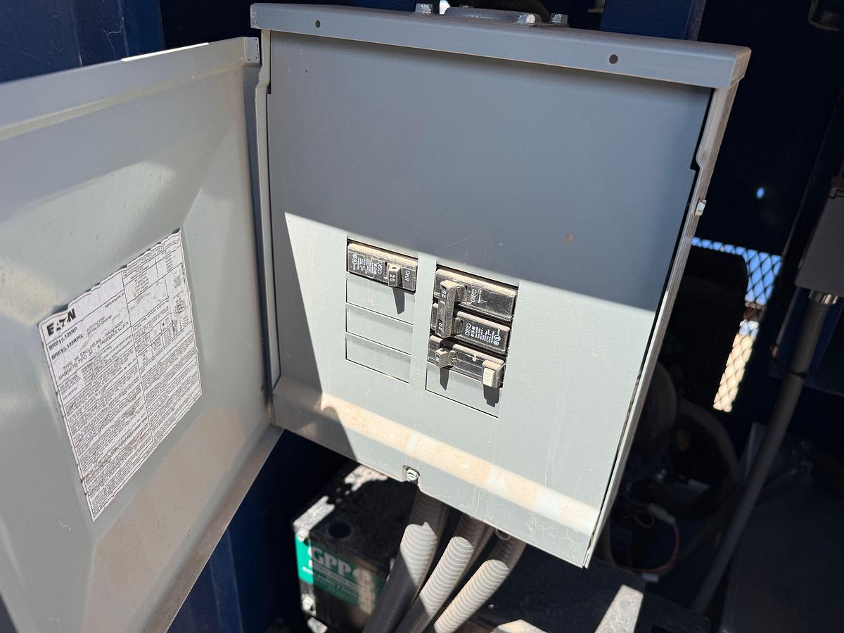 Used SELF CONTAINED 20K WP GREASE INJECTION UNIT COMBO P/B 8.4-KW ISUZU DIESEL GENERATOR