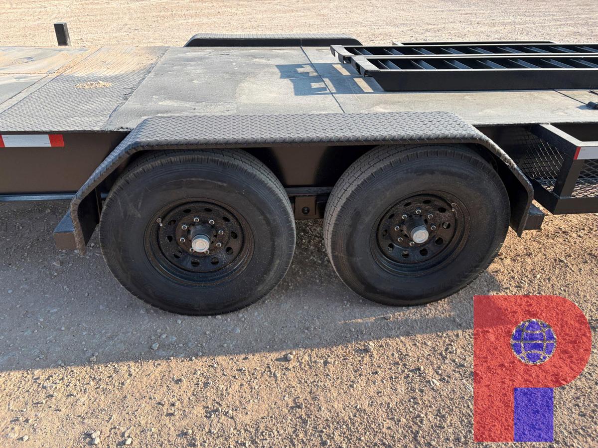 Used 2013 SUMMIT 24’ X 6.5’ T/A GOOSENECK TRAILER